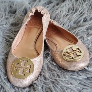 Tory Burch Rose gold ballet flat shoes